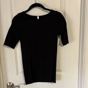 Skinny tee Black Women's Crew Neck Top - Short Sleeve and sleeveless cream tee